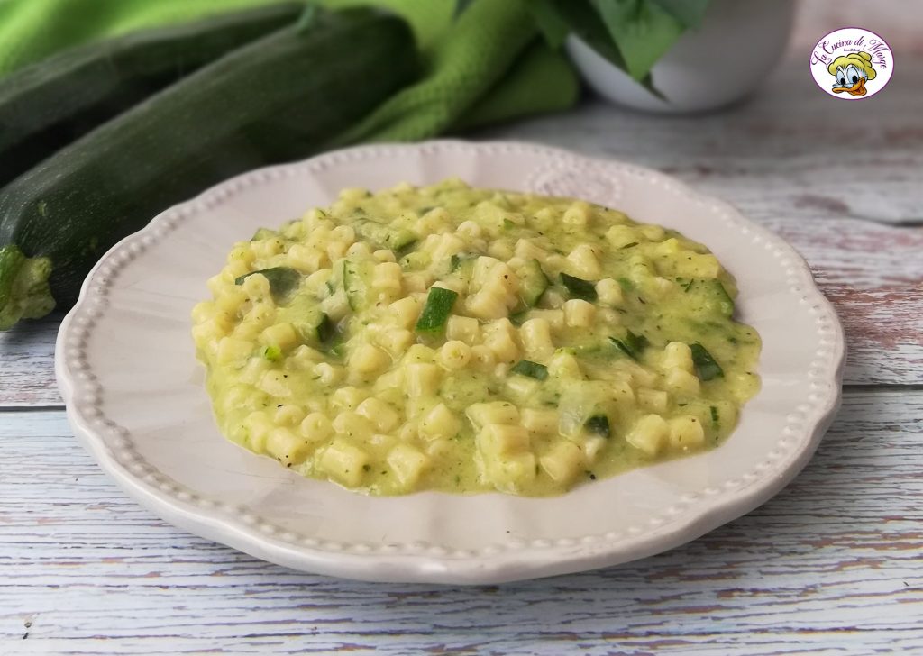 MACARRÃO E ABOBRINHA CREMOSO
