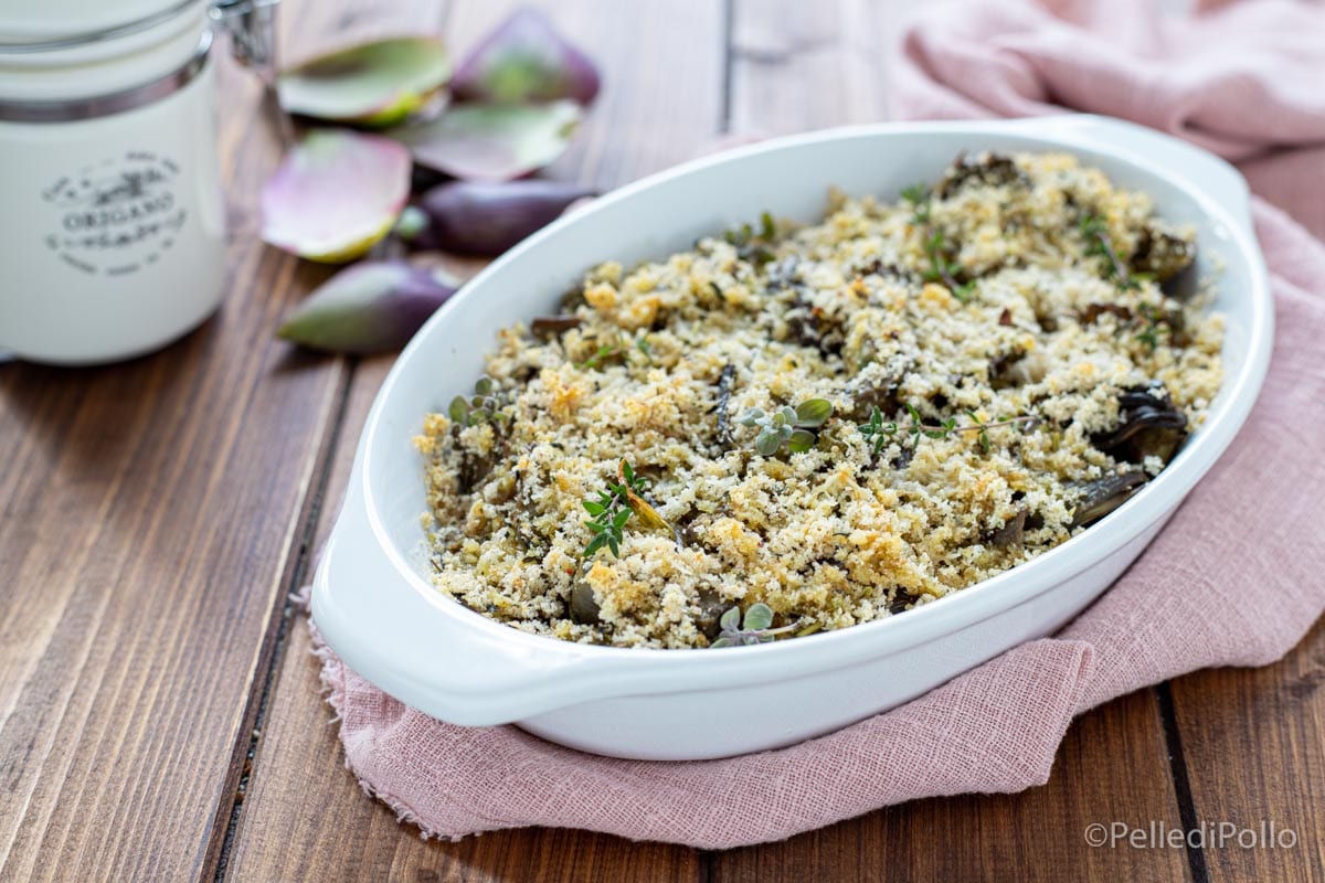 Alcachofras assadas com farinha de rosca e ervas aromáticas