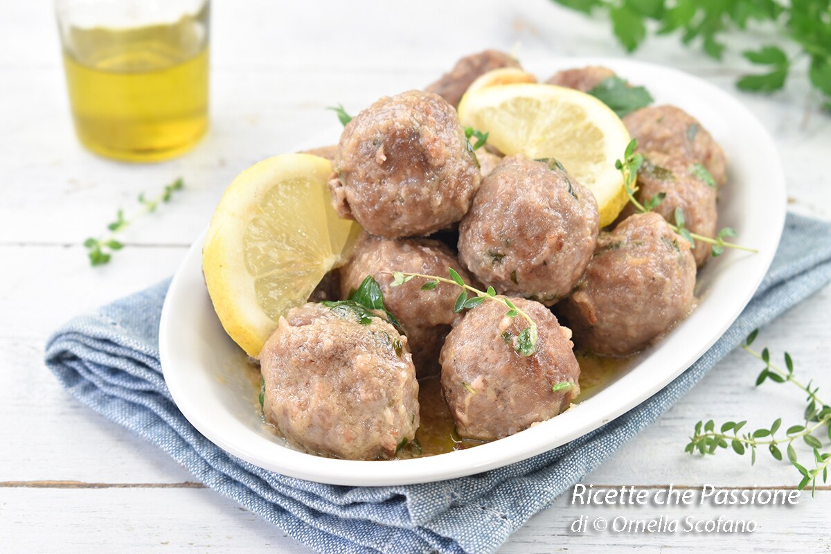Almôndegas cremosas e rápidas ao limão