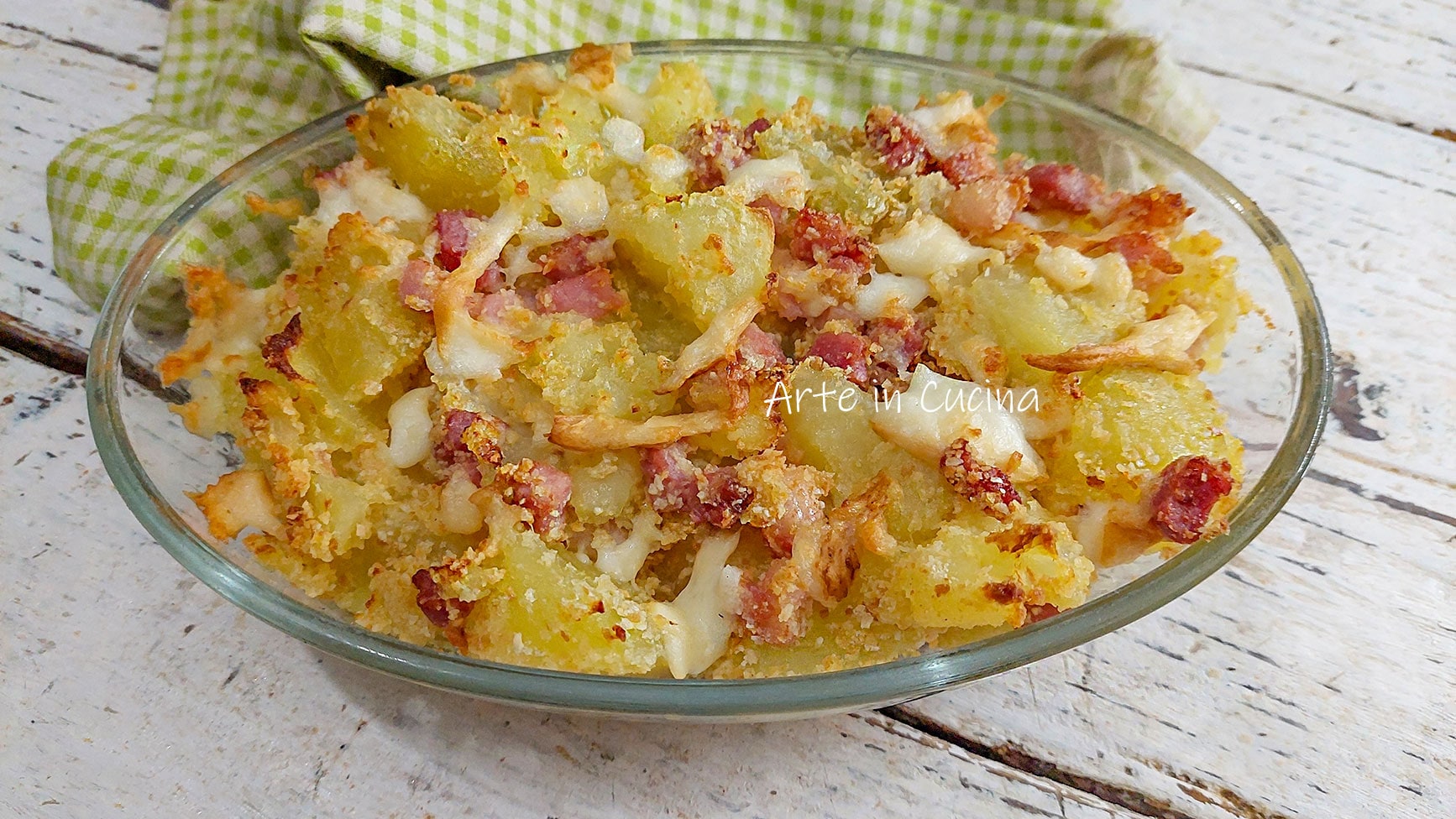 ASSADEIRA de BATATA e BACON gratinados