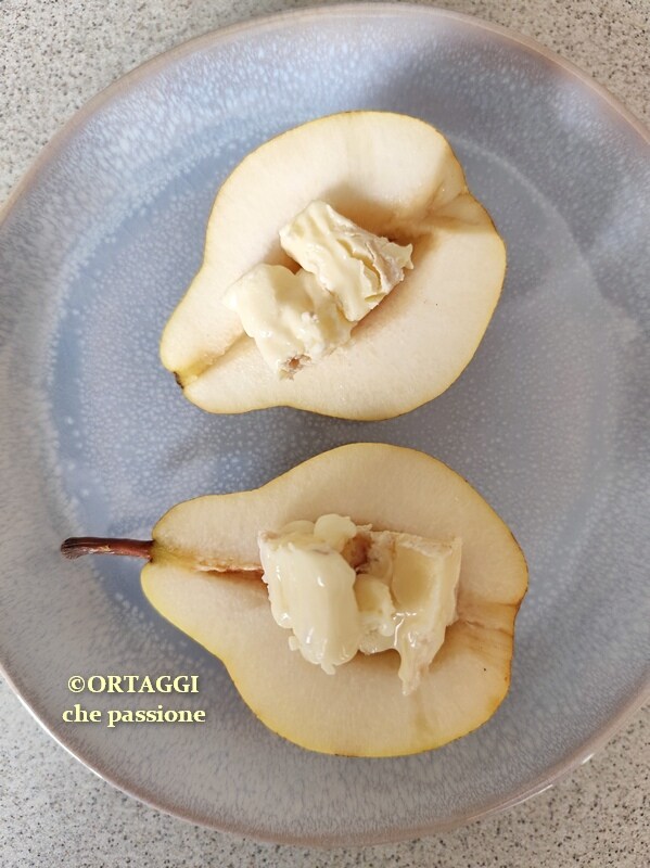 encher as peras com queijo gorgonzola