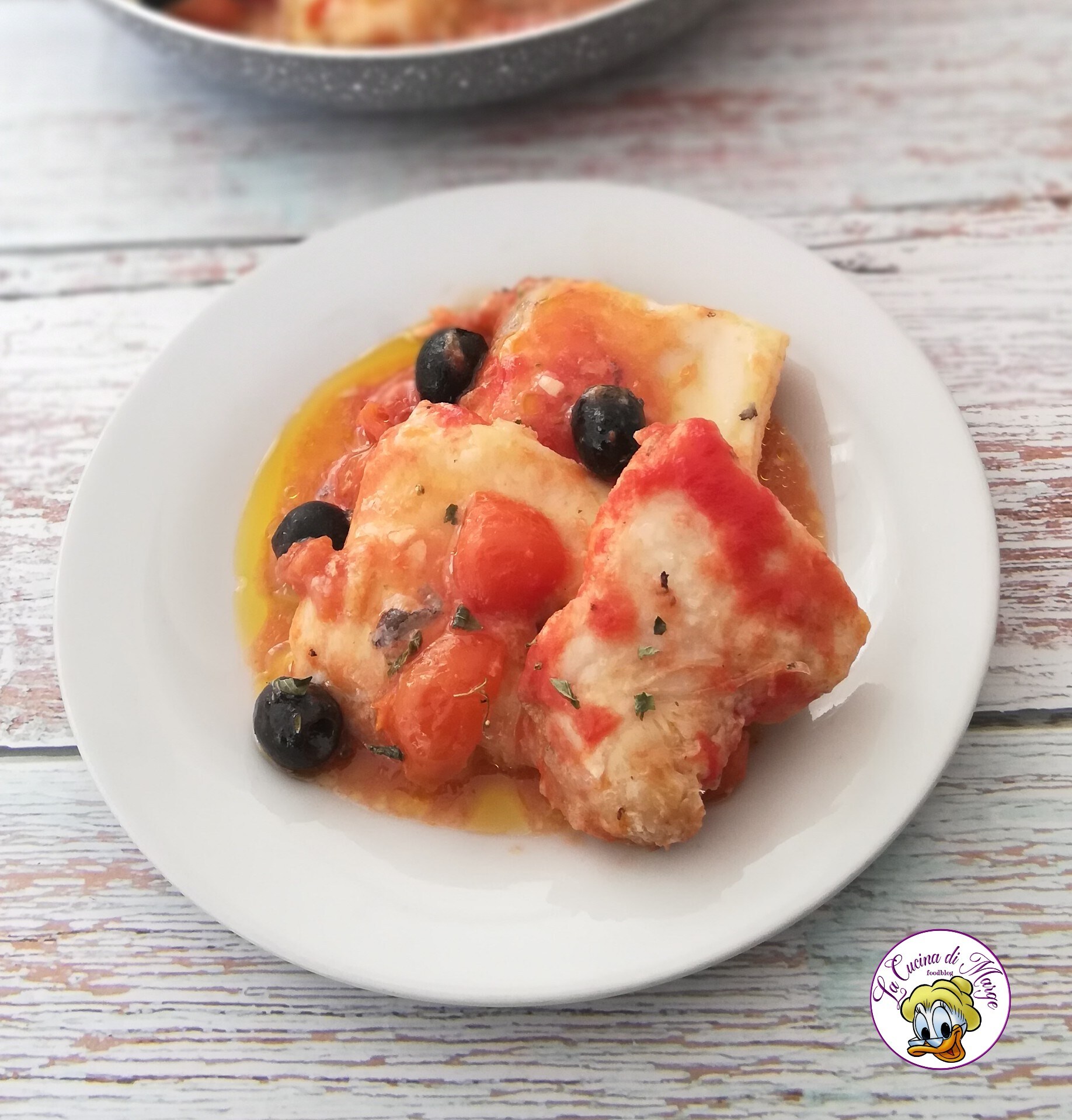 BACALHAU À MEDITERRÂNEA COM AZEITONAS