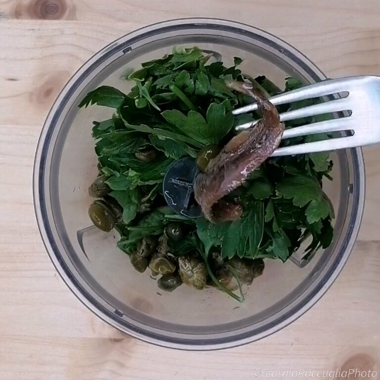 berinjela grelhada com molho de salsa