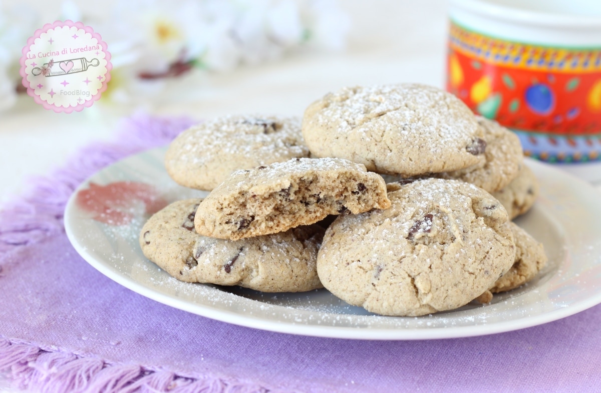 BISCOITOS DE TRIGO SARRACENO E CHOCOLATE