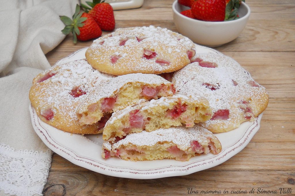 biscoitos macios de morango