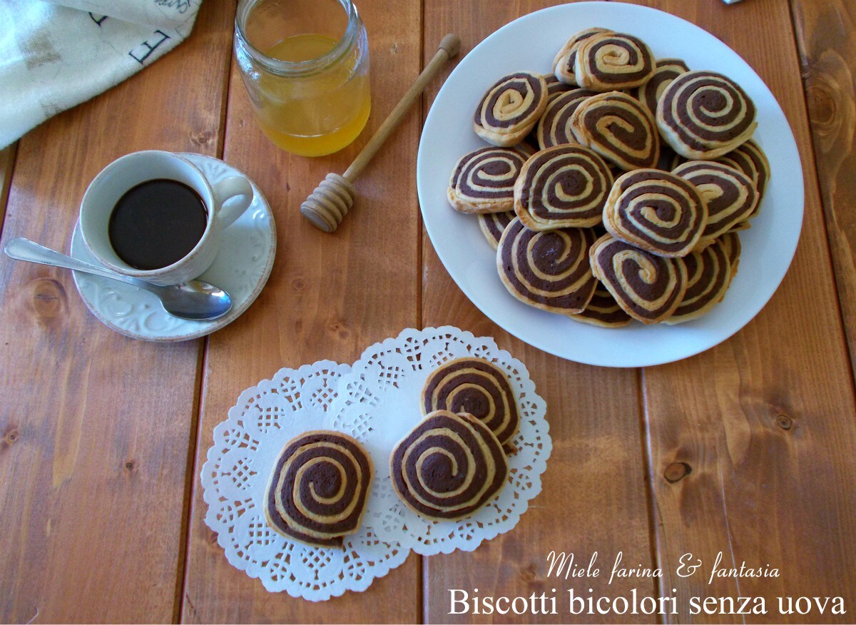 Biscoitos bicolores sem ovos