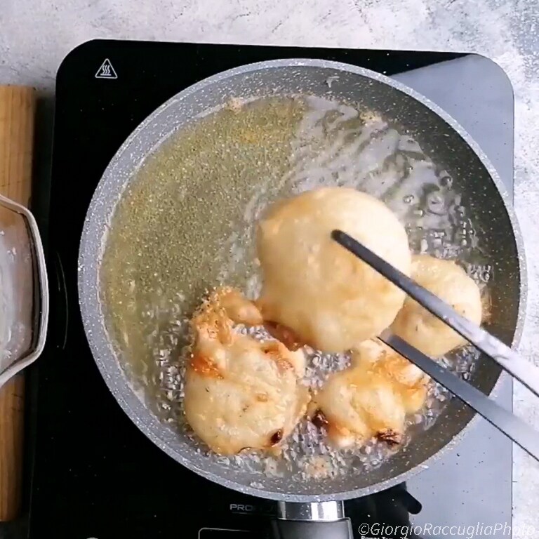 bolinhos fritos salgados