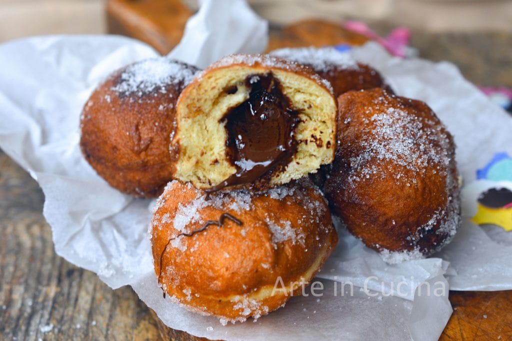 Bolinhos sicilianos com chocolate