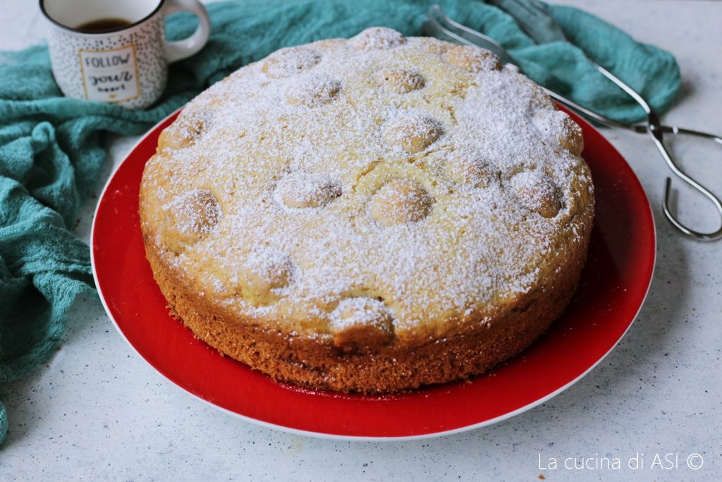 bolo fofinho amaretti e café