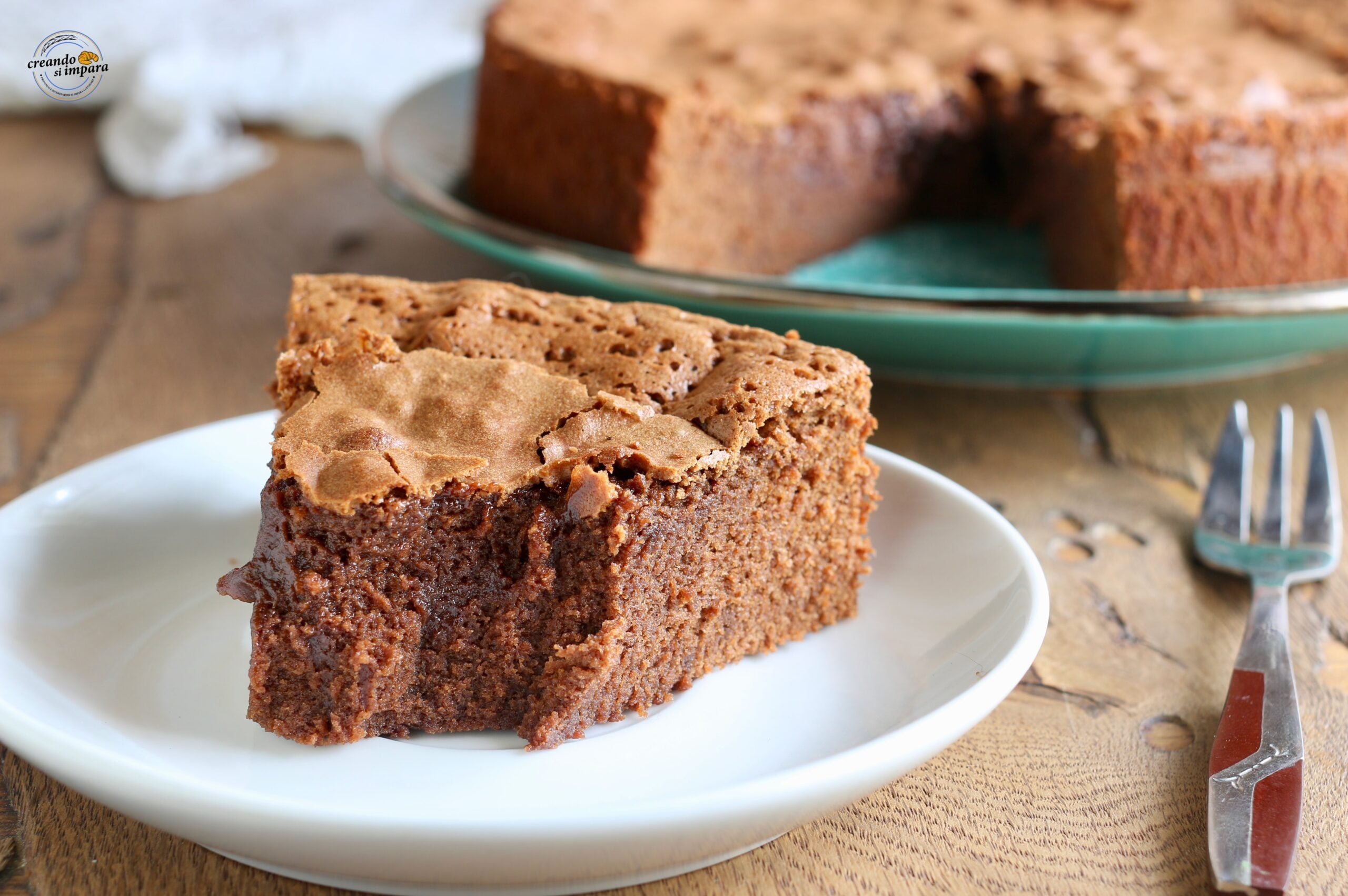 Bolo cremoso de chocolate