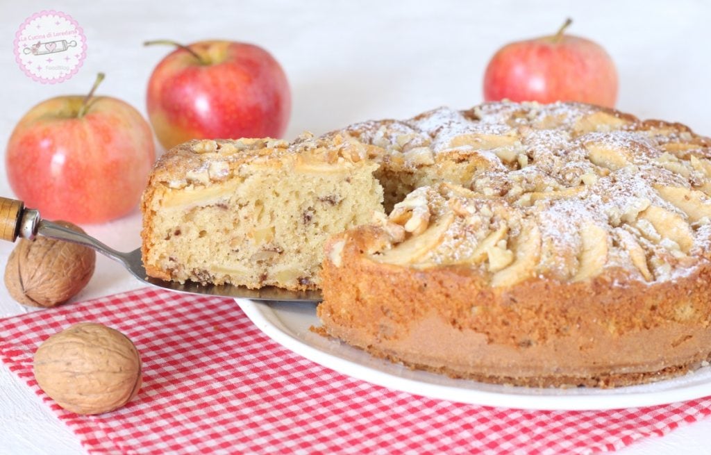 bolo de maçãs e nozes