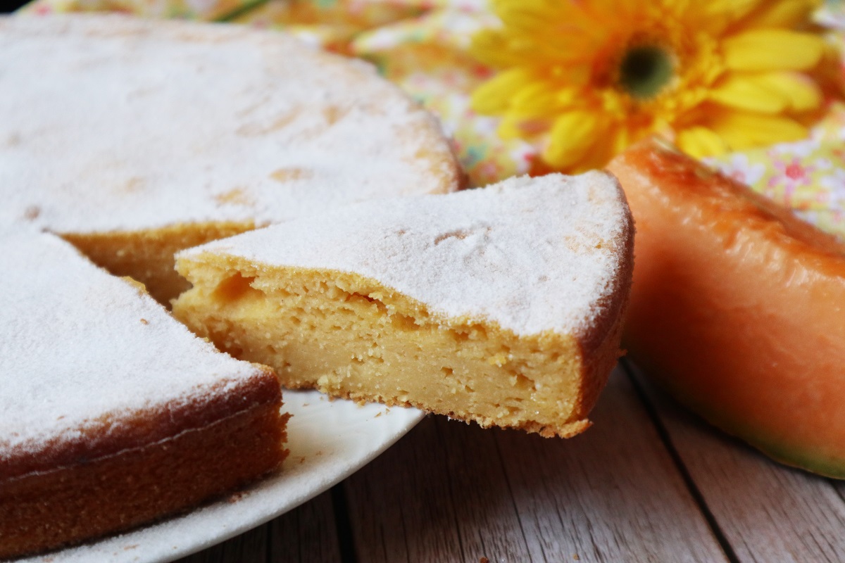 Bolo de coco e melão