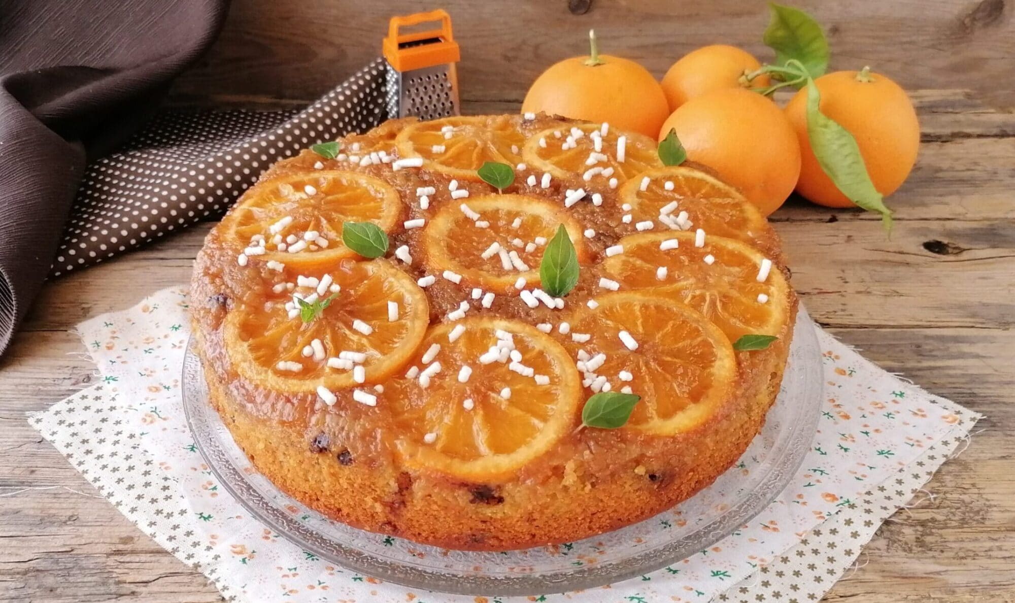 BOLO INVERTIDO DE LARANJA DELICIOSO E FÁCIL