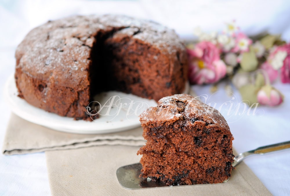 Bolo macio de chocolate e laranja rápido