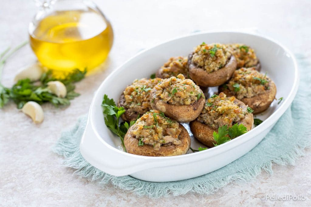 cogumelos champignon recheados com atum