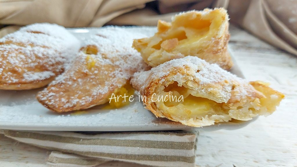 CONCHIGLIAS de MASSA FOLHADA, MAÇÃ e creme