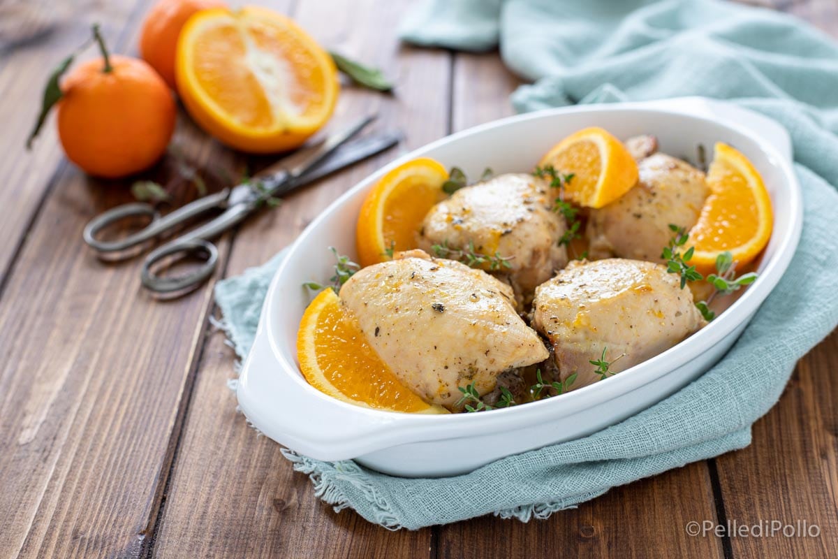 Coxas de frango assadas com laranja