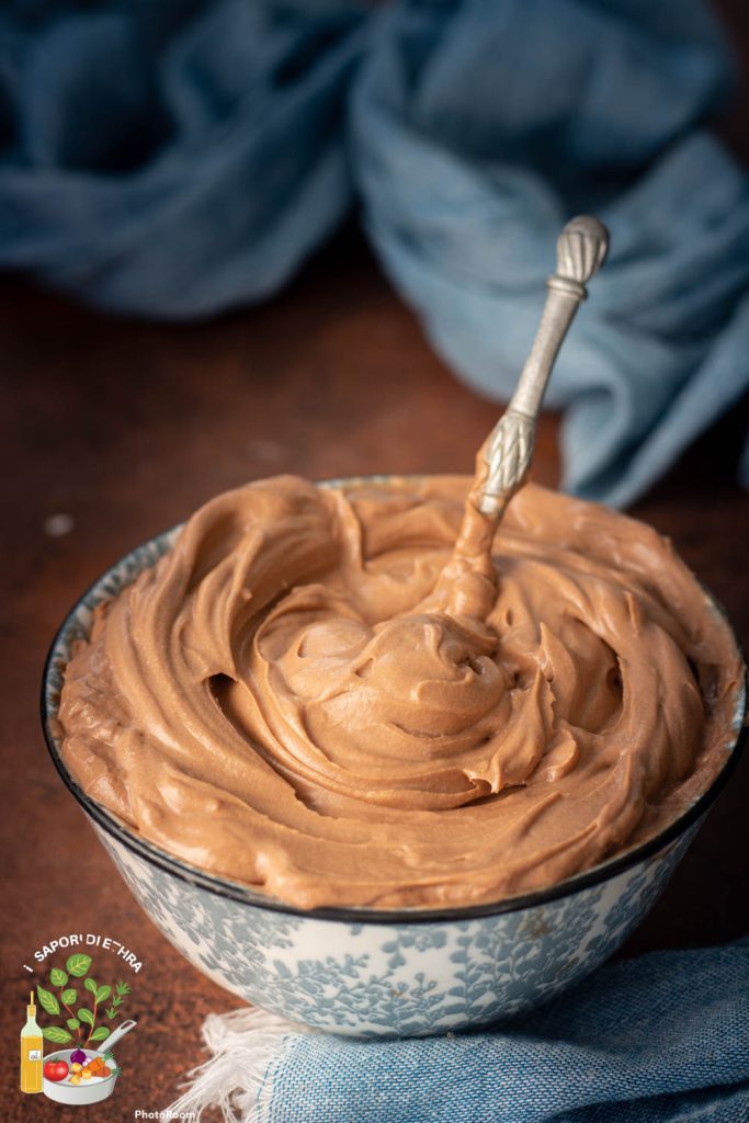 Creme de avelã firme para rechear doces