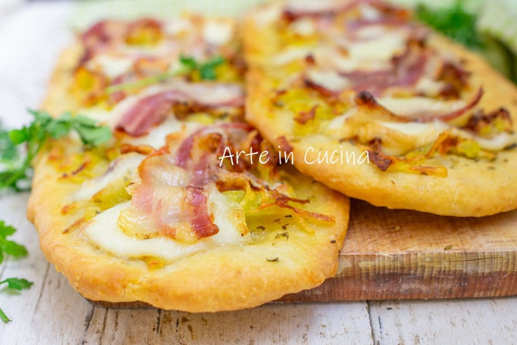 CROSTONI com BATATAS e bacon rápidos