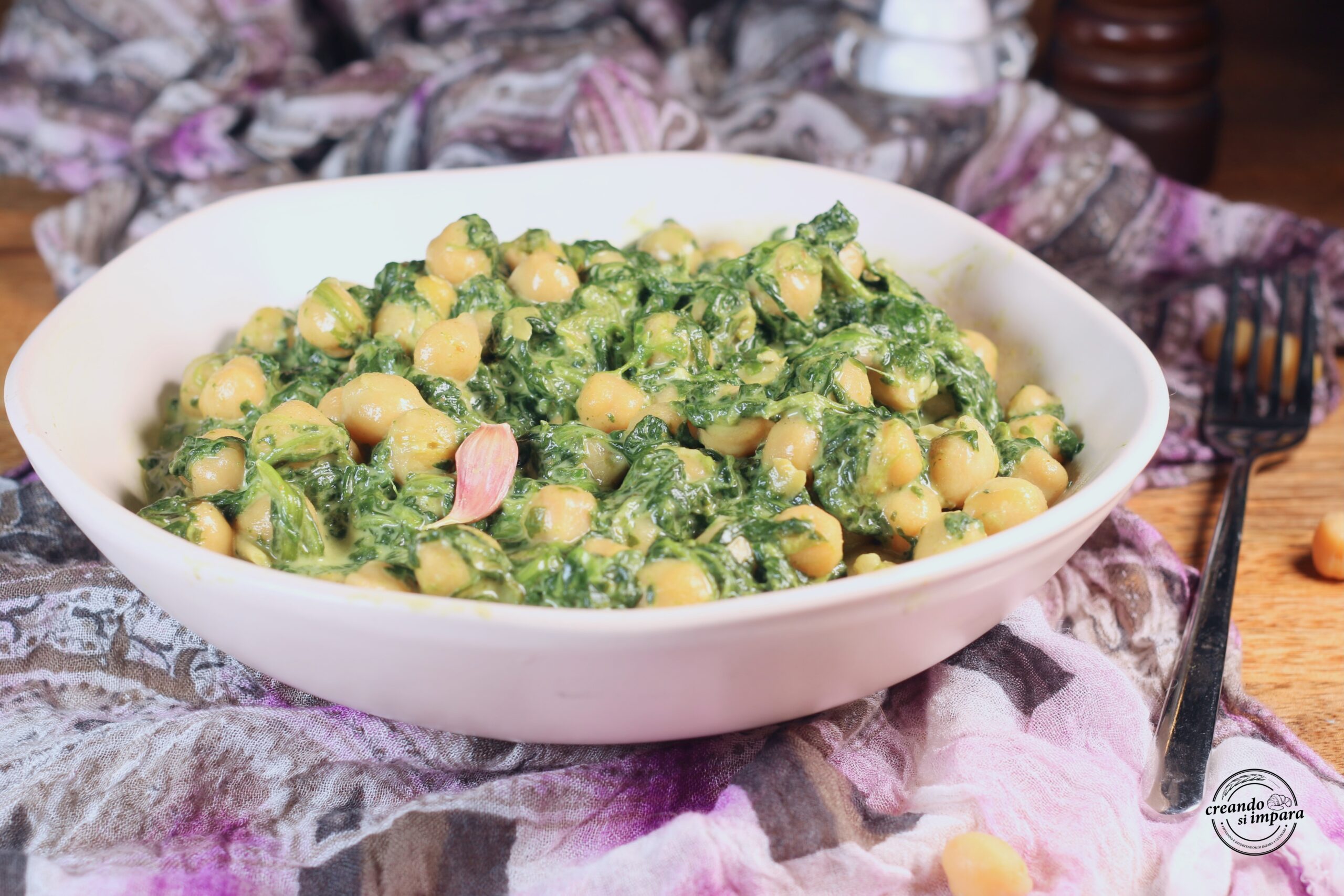 Curry de grão-de-bico com espinafre