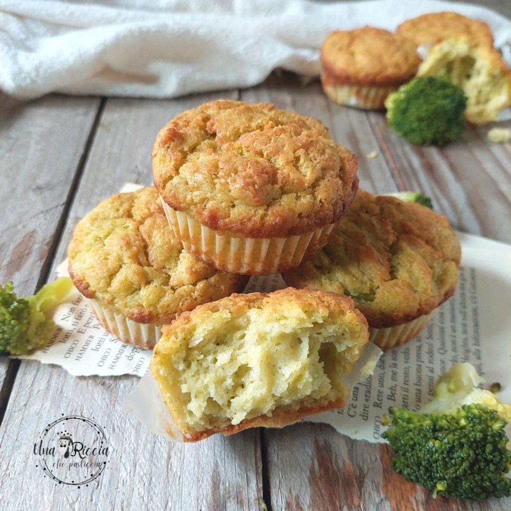 detalhe muffin de brócolis
