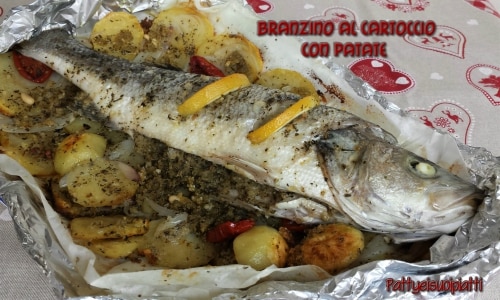 Robalo em papelote com batatas