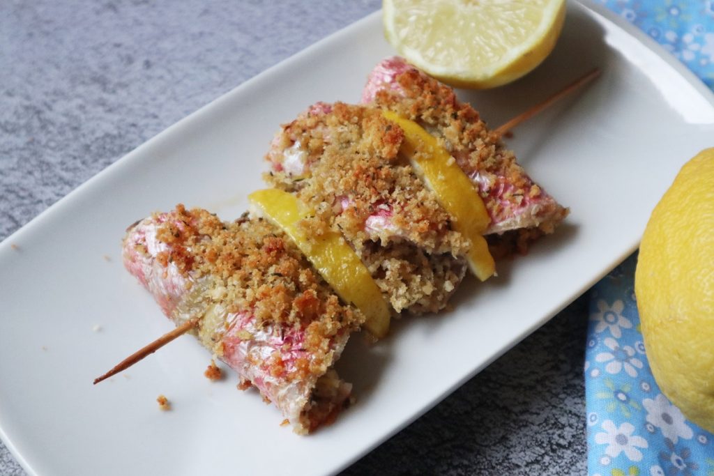 espetinho de salmonete aromatizados