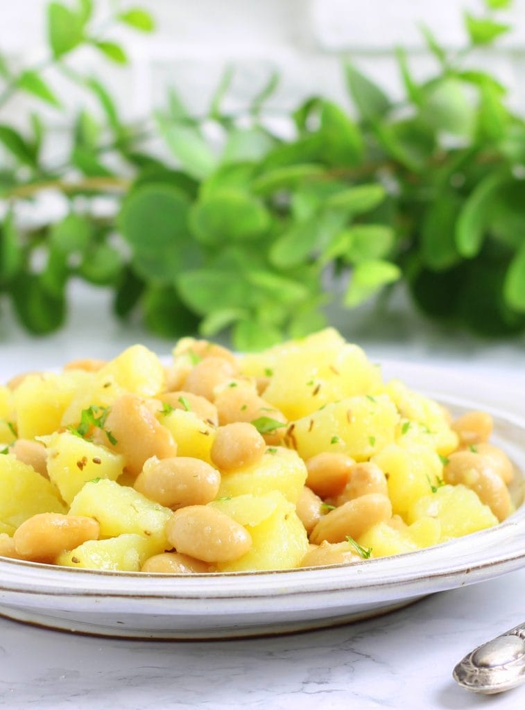 Salada de feijão Espanha e batatas