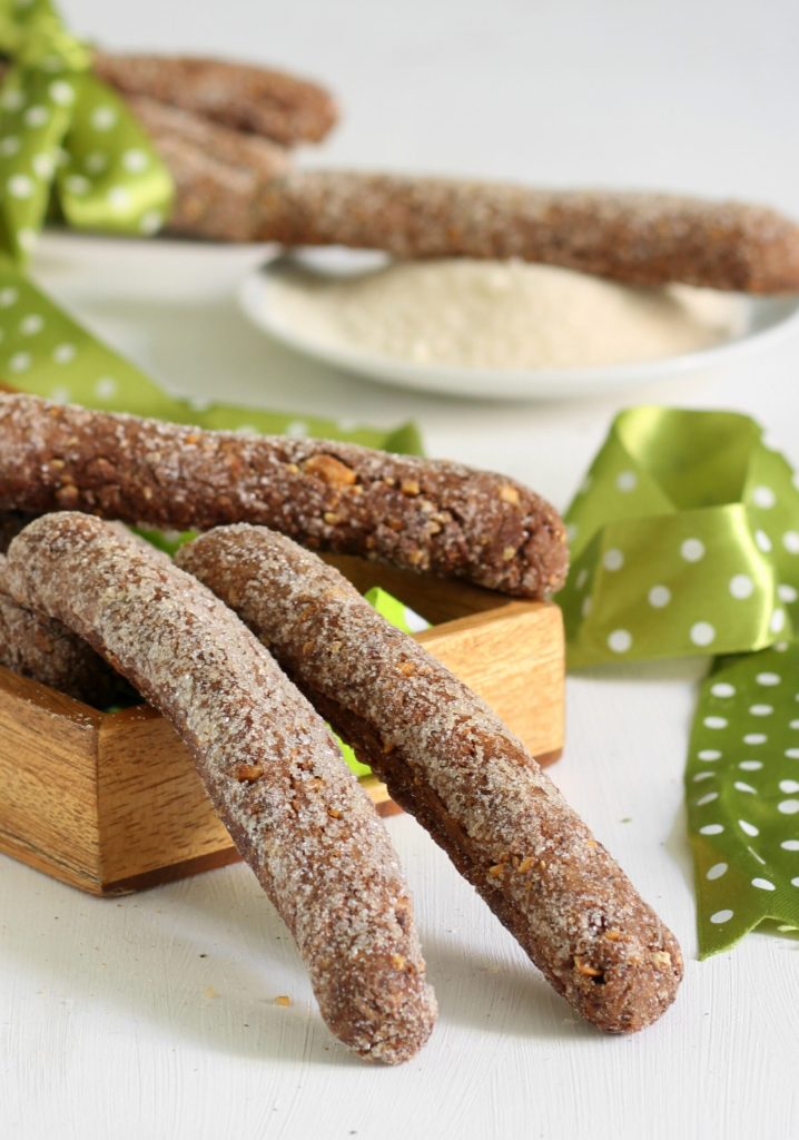 Palitos de vinho tinto com cacau e avelãs