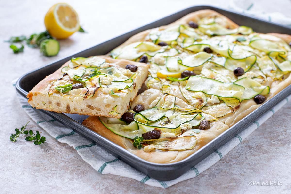 Focaccia com abobrinha e ricota