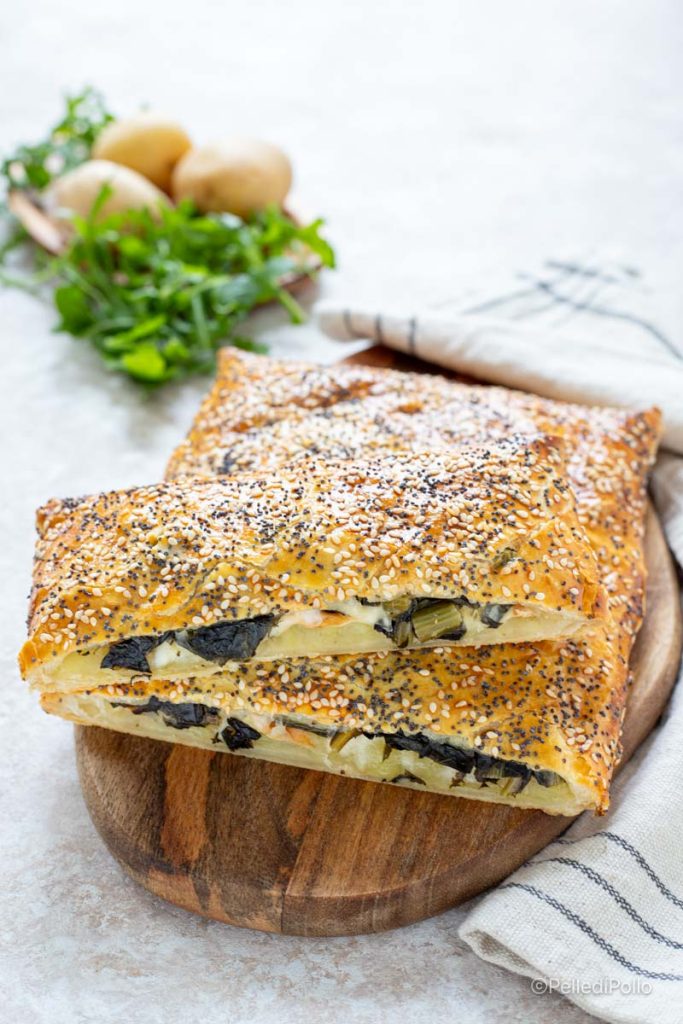 strudel salgado com batatas e espinafre