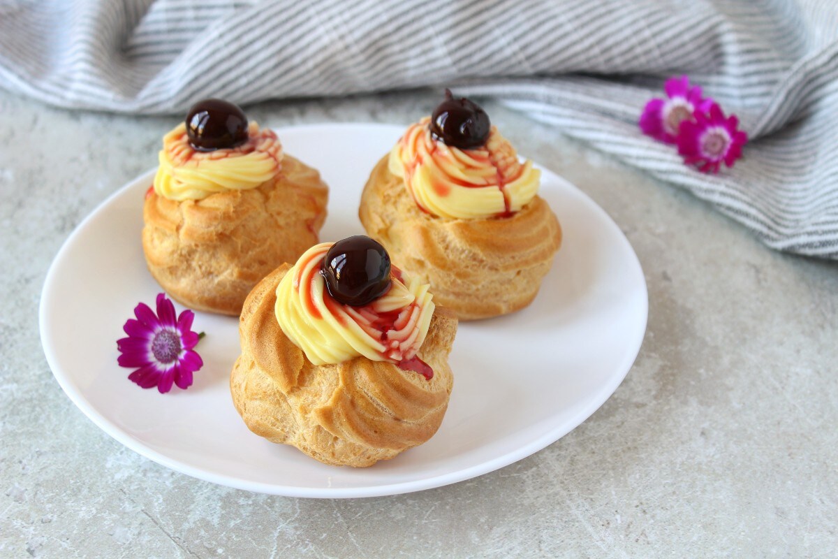 ZEPPOLE DE SÃO JOSÉ ASSADAS