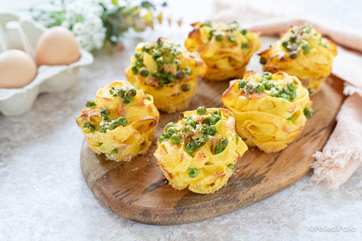 Frittatas de macarrão assadas