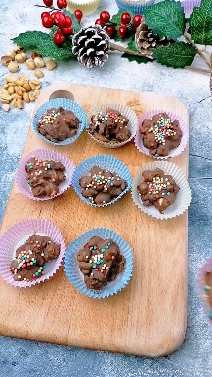 frutas secas com chocolate