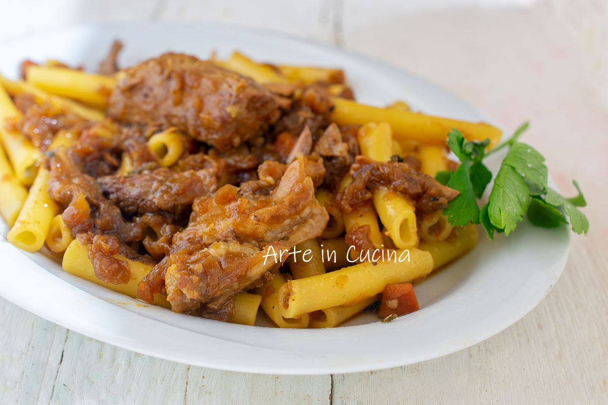 Ziti à genovese receita napolitana original