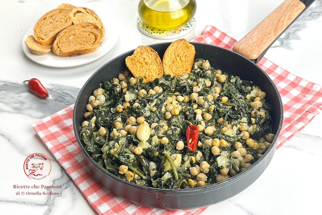 receita grão-de-bico e chicória na frigideira