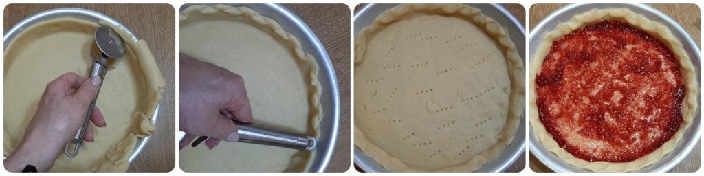 Torta com geleia de morangos e mirtilos
