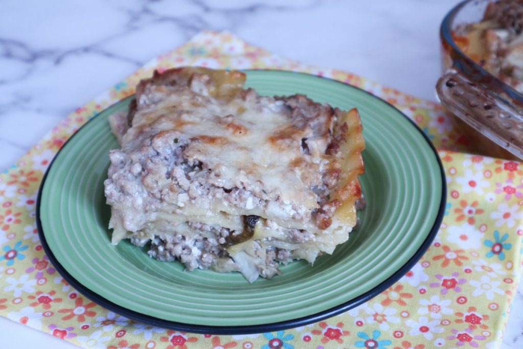 Lasagnoni ao ragù branco e cogumelos porcini