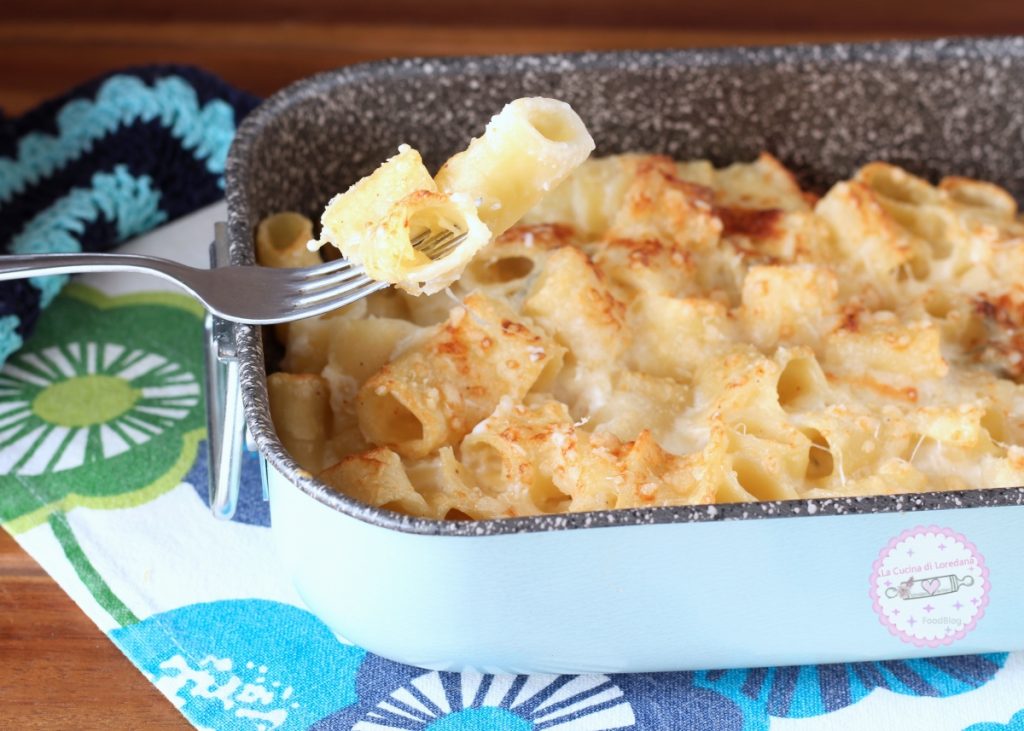 macarrão de forno com queijos