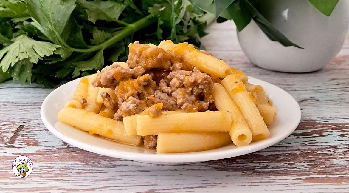 Massa ao ragù de abóbora