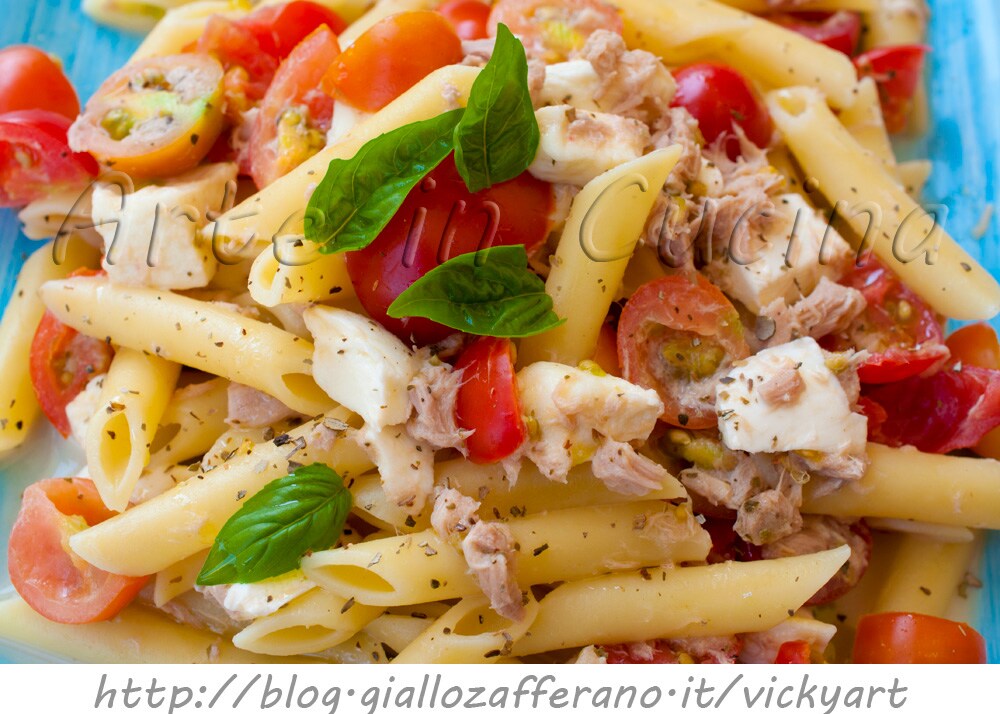 Massa caprese fria com atum receita rápida