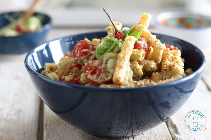 Massa ao pesto de abacate light