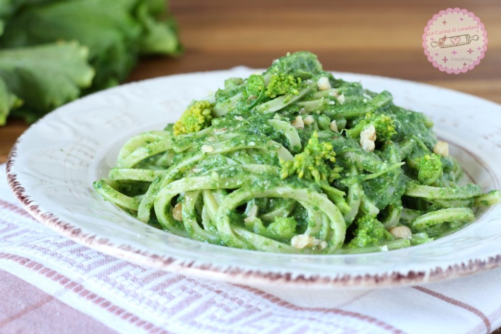 massa com pesto de ramas de nabo