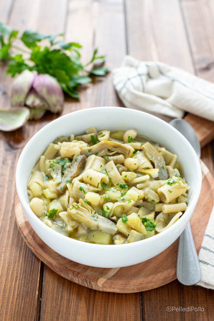 massa cremosa com alcachofras e batatas