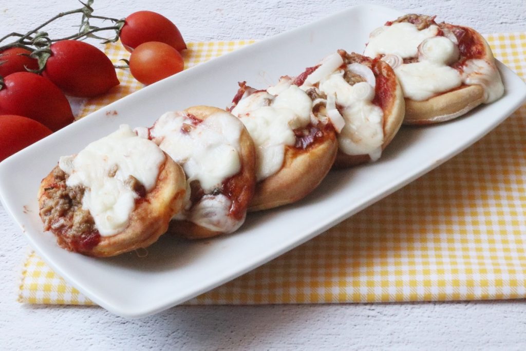 Mini pizzas com iogurte na fritadeira a ar