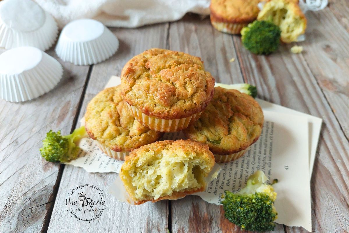 Muffin salgados com brócolis