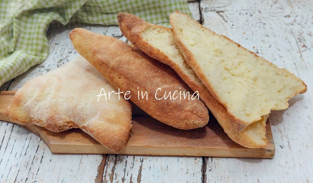 PÃES TRIÂNGULOS com RICOTA macios