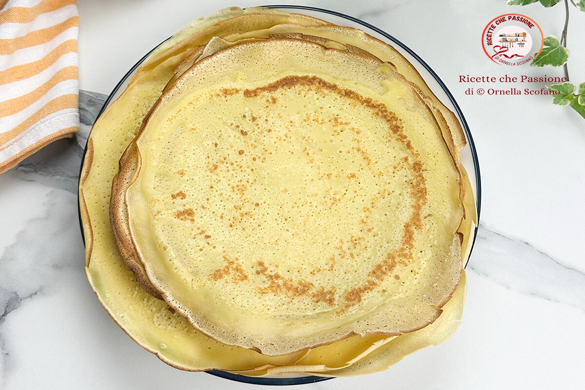 Panquecas festivas doces ou salgadas