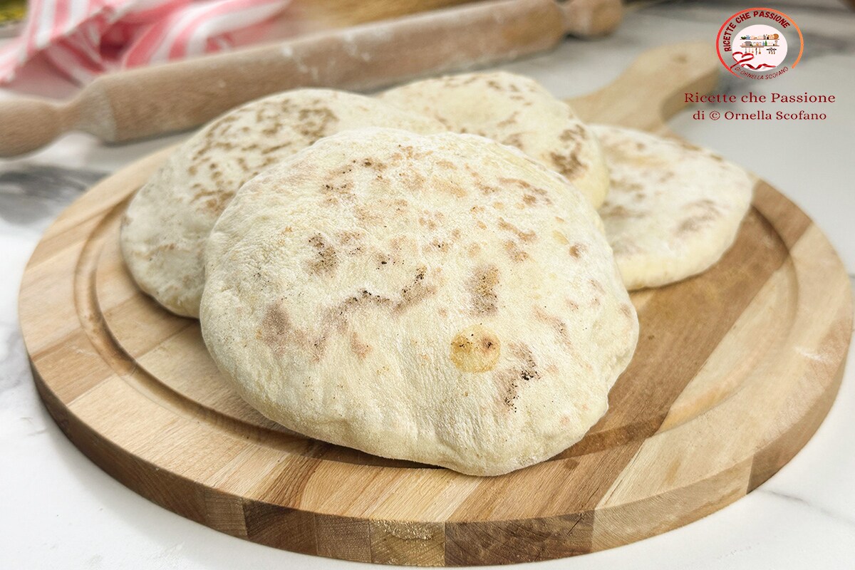 Pão de iogurte rápido inflado como um balão