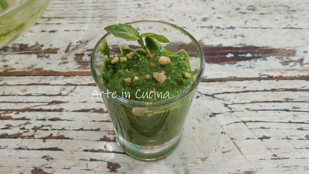 PESTO de RÚCULA e nozes rápido e cremoso